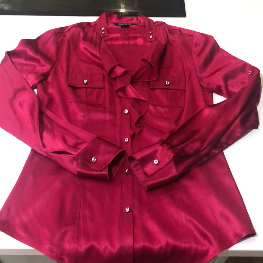 WHITE HOUSE BLACK MARKET NWOT Long Sleeve Ruffled V-Neck ButtonDown Blouse.Size0